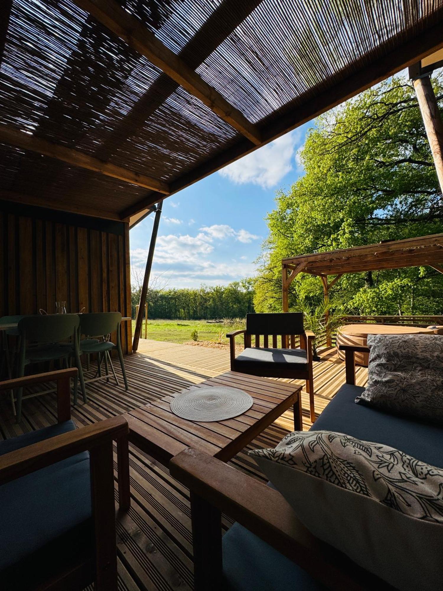 La Buissonniere Lodges Chisseaux エクステリア 写真