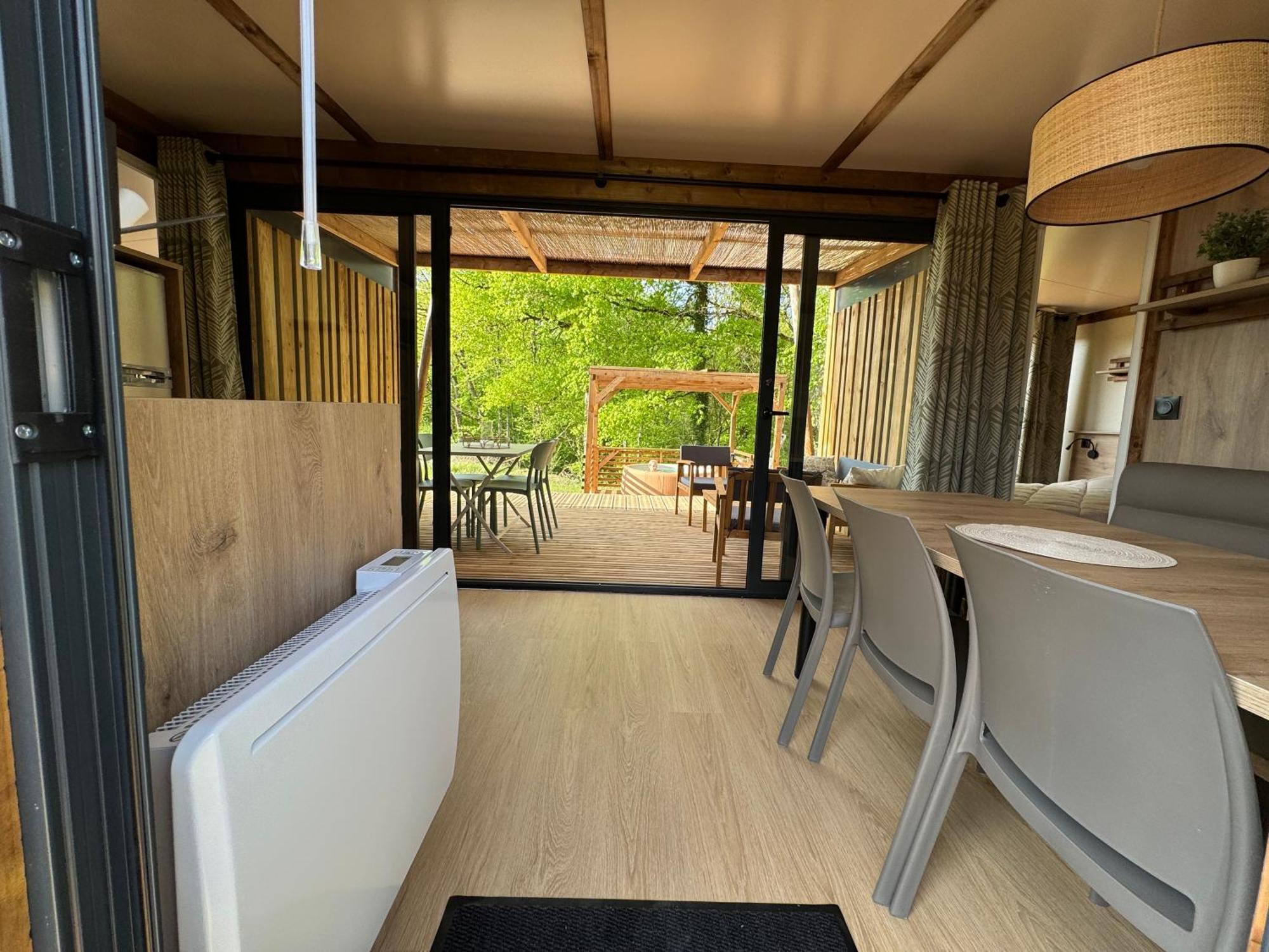 La Buissonniere Lodges Chisseaux エクステリア 写真